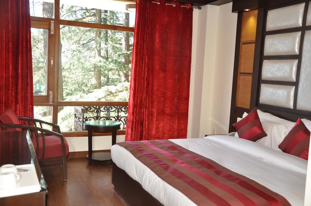 Hotel Southgate Shimla Oda fotoğraf
